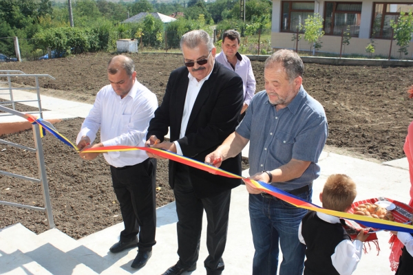 Inaugurare After School localitatea Untesti, comuna Bogdanesti - 14 septembrie 2015