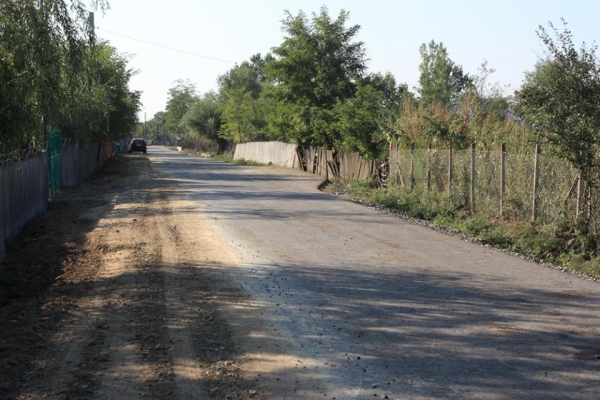 Modernizare drumuri satesti si strazi principale in loc. Untesti, com. Bogdanesti