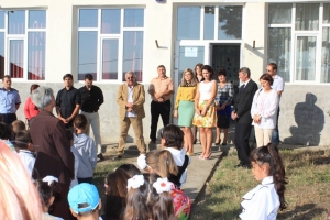 Inaugurare "Centru de ingrijire zi „Stejarul", pentru copiii aflati in situatii de risc" din comuna Bogdanesti, judetul Vaslui